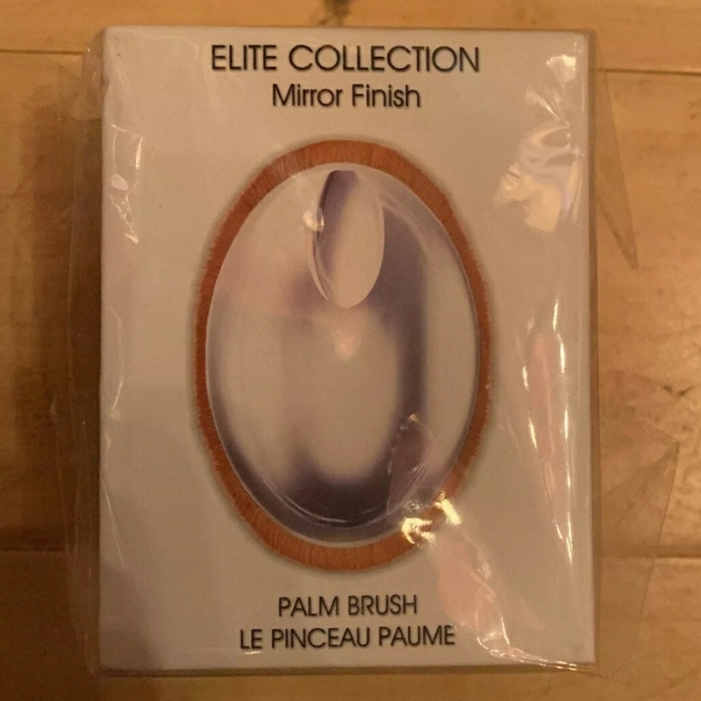 Artis Elite Collection Mirror Finish Palm Brush